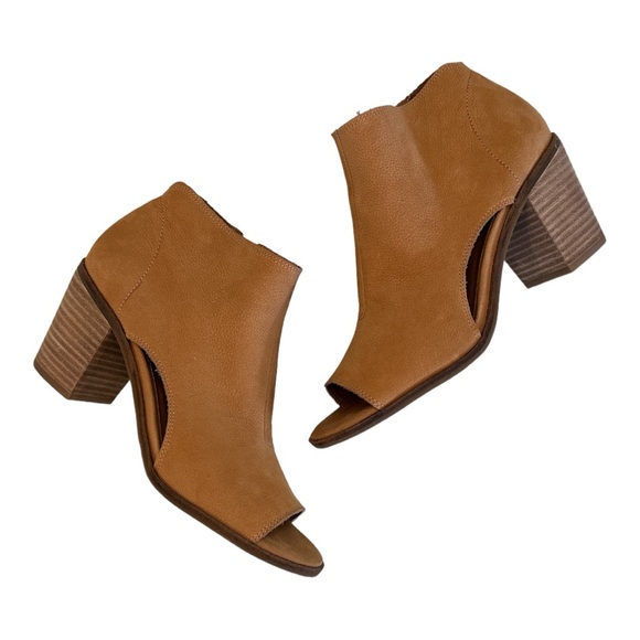 Lucky Brand | Butter-Soft Tan Leather Ankle Boots | Size 8.5 - Picture 2 of 16